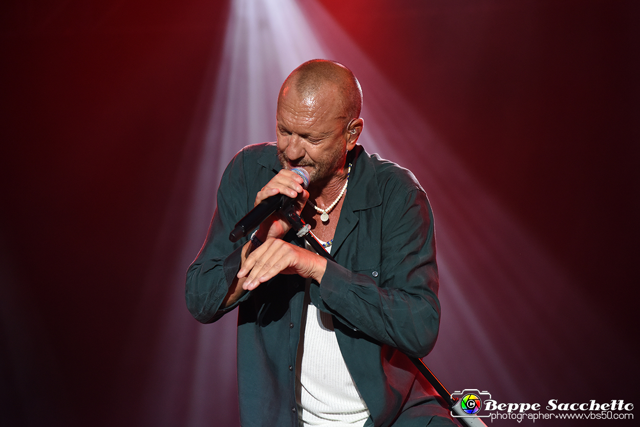 VBS_0897 - Concerto Biagio Antonacci - Palco Centrale Tour 2023.jpg